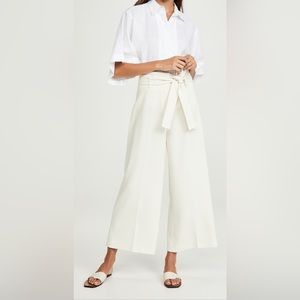 Theory • Admiral Crepe Belt Crop Pant